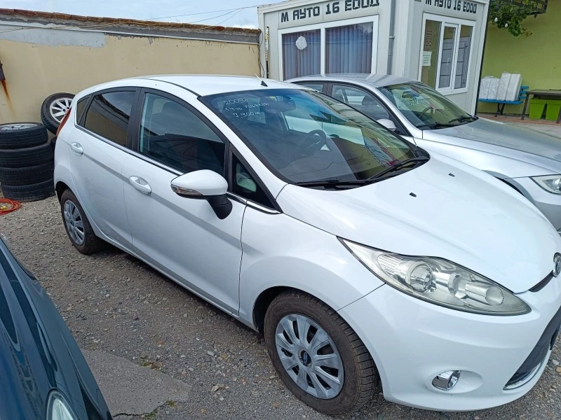 Ford Fiesta, снимка 4 - Автомобили и джипове - 47336215