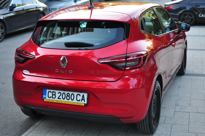 Renault Clio, снимка 3 - Автомобили и джипове - 47265921