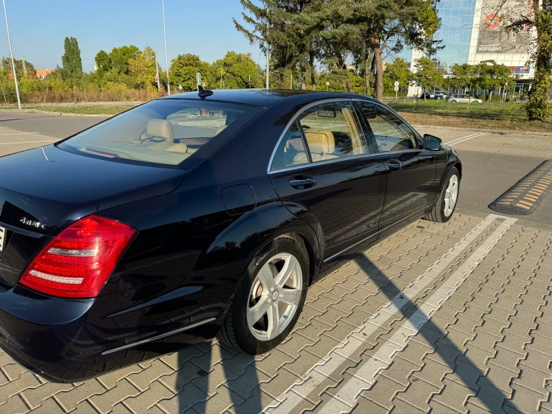 Mercedes-Benz S 550 4 MATIC KeyLess HarmanKardon, снимка 7 - Автомобили и джипове - 47333656