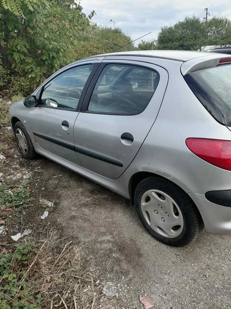 Peugeot 206, снимка 6 - Автомобили и джипове - 47576793