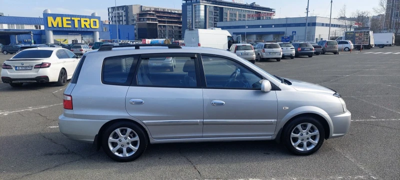 Kia Carens, снимка 7 - Автомобили и джипове - 48993371