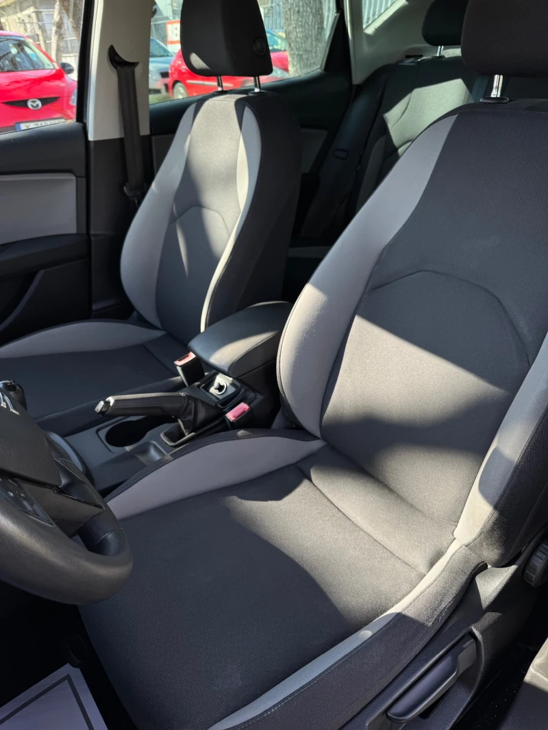 Seat Leon 1.2 BENZIN AUSTRIA, снимка 10 - Автомобили и джипове - 49827857