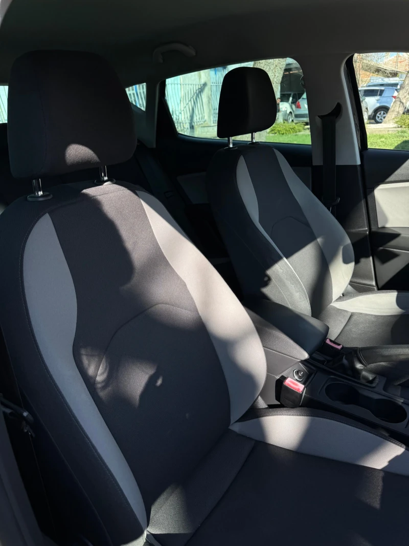 Seat Leon 1.2 BENZIN AUSTRIA, снимка 17 - Автомобили и джипове - 49827857