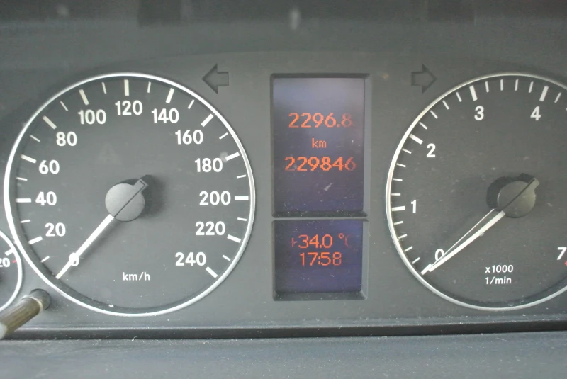 Mercedes-Benz B 170, снимка 10 - Автомобили и джипове - 52316584