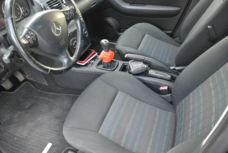 Mercedes-Benz B 170, снимка 14 - Автомобили и джипове - 52316584