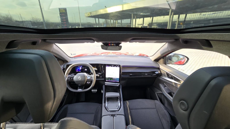 Renault Austral E- TECH HYBRID, снимка 12 - Автомобили и джипове - 52561786