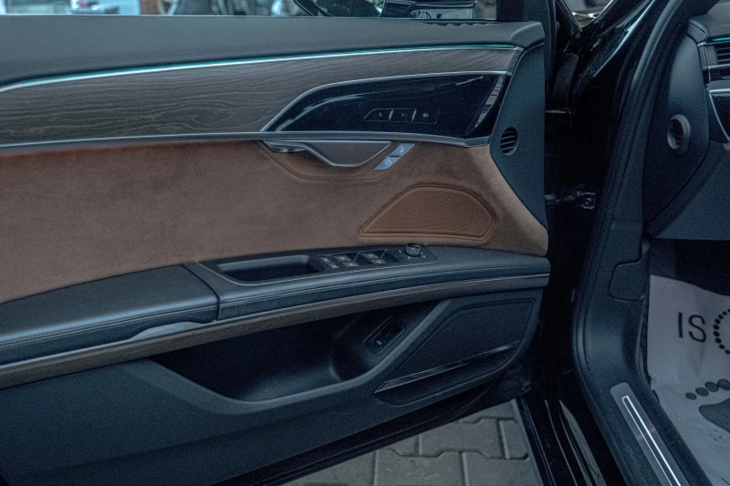 Audi A8 55TFSI/Long/RSE/Камера 360/Обдухване/Quattro/, снимка 8 - Автомобили и джипове - 52623777