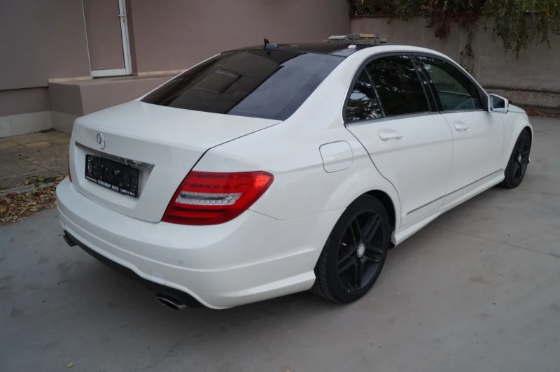 Mercedes-Benz C 300 C300 4matic, снимка 17 - Автомобили и джипове - 52732318