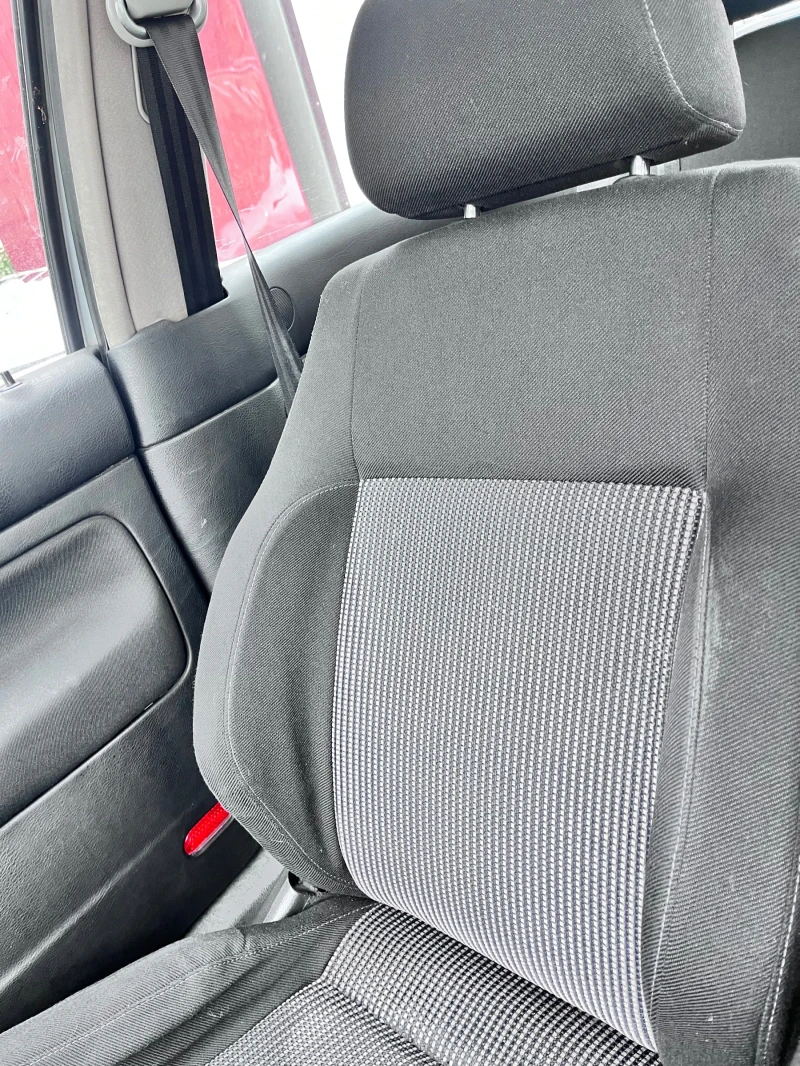 VW Golf 1.9 131, снимка 12 - Автомобили и джипове - 53449022