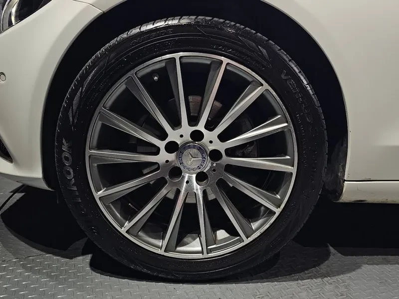 Mercedes-Benz C 200 САМО 30% АВАНС, снимка 5 - Автомобили и джипове - 55947075