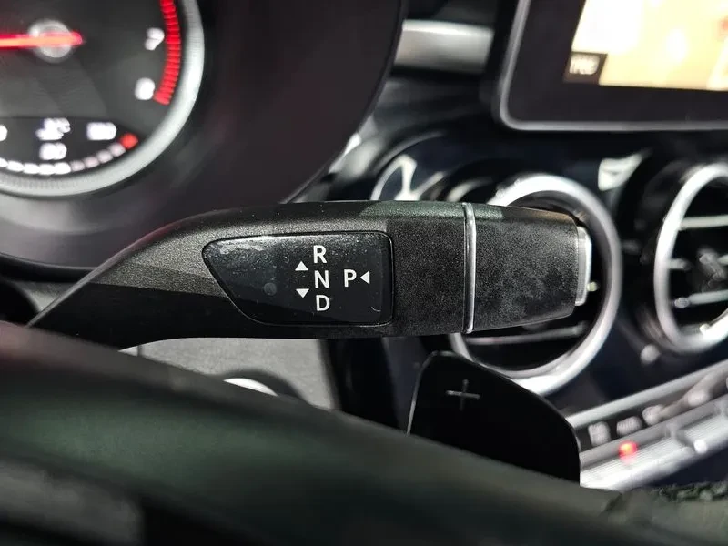 Mercedes-Benz C 200 САМО 30% АВАНС, снимка 9 - Автомобили и джипове - 55947075