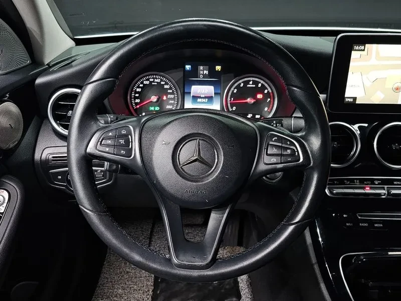 Mercedes-Benz C 200 САМО 30% АВАНС, снимка 12 - Автомобили и джипове - 55947075