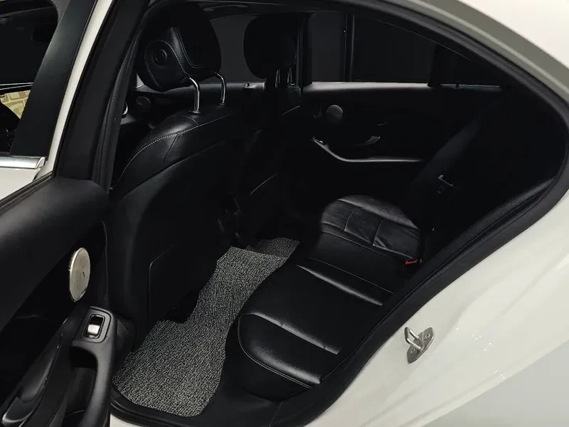 Mercedes-Benz C 200 САМО 30% АВАНС, снимка 13 - Автомобили и джипове - 55947075