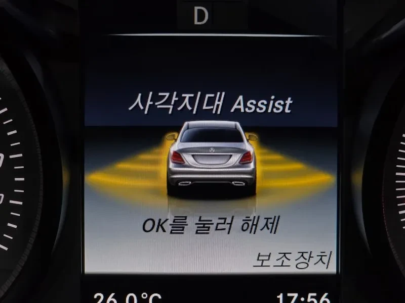 Mercedes-Benz C 200 AVANTGARDE, снимка 17 - Автомобили и джипове - 56353705
