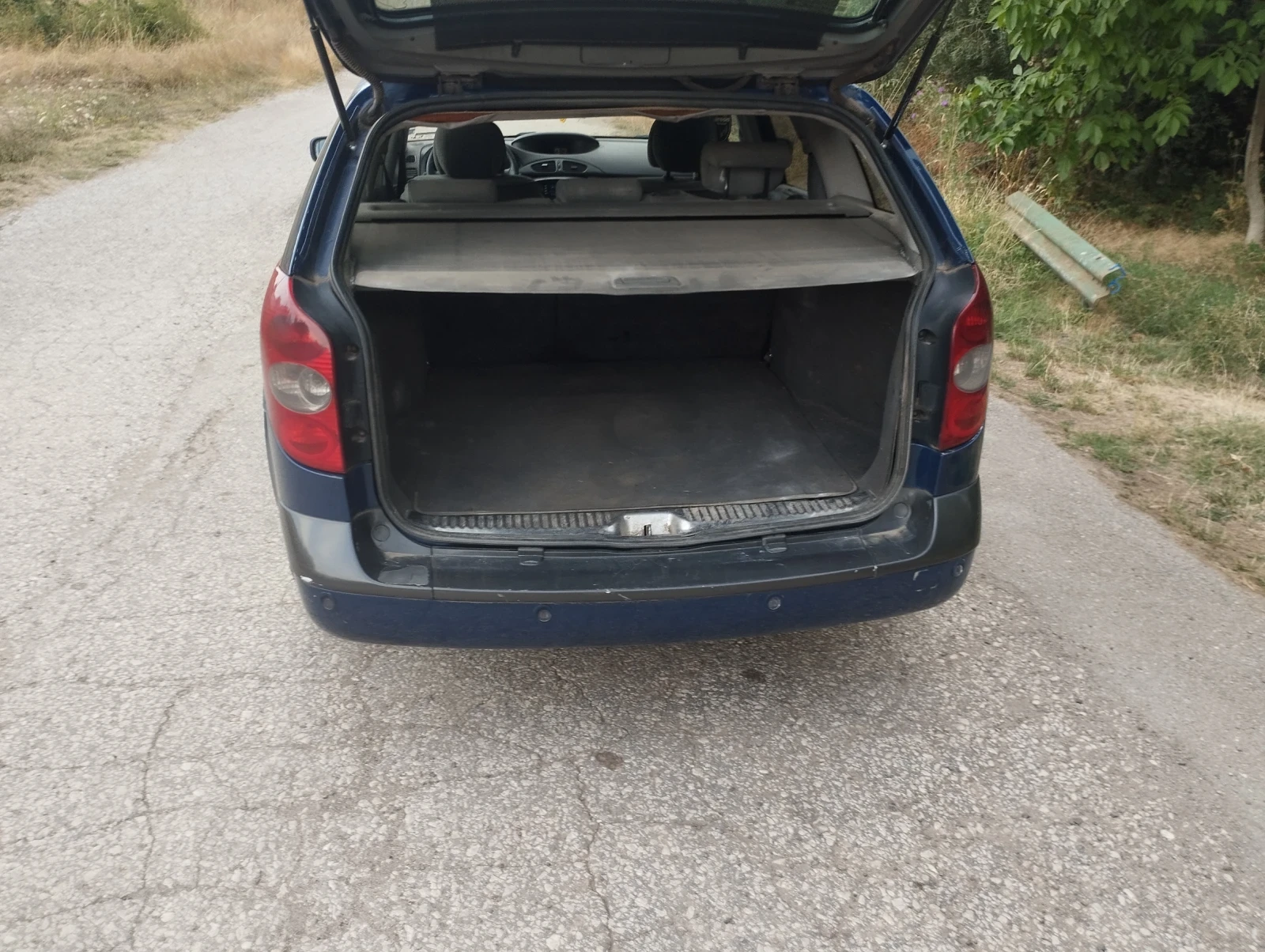 Renault Laguna 1.9 120 КС  - изображение 5