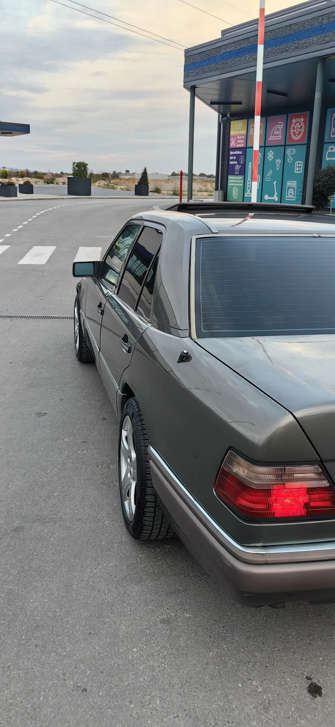 Mercedes-Benz 124 2.5 D - изображение 4