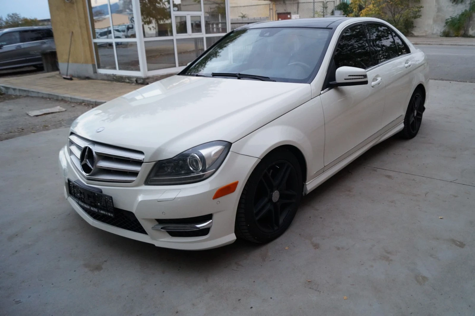 Mercedes-Benz C 300 C300 4matic - изображение 2