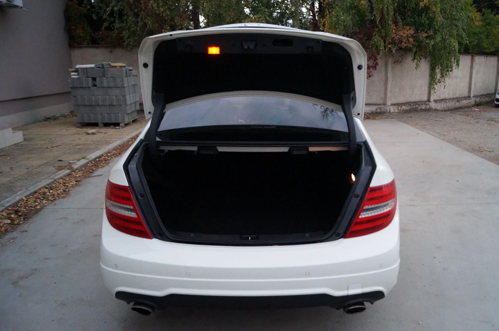 Mercedes-Benz C 300 C300 4matic - изображение 8