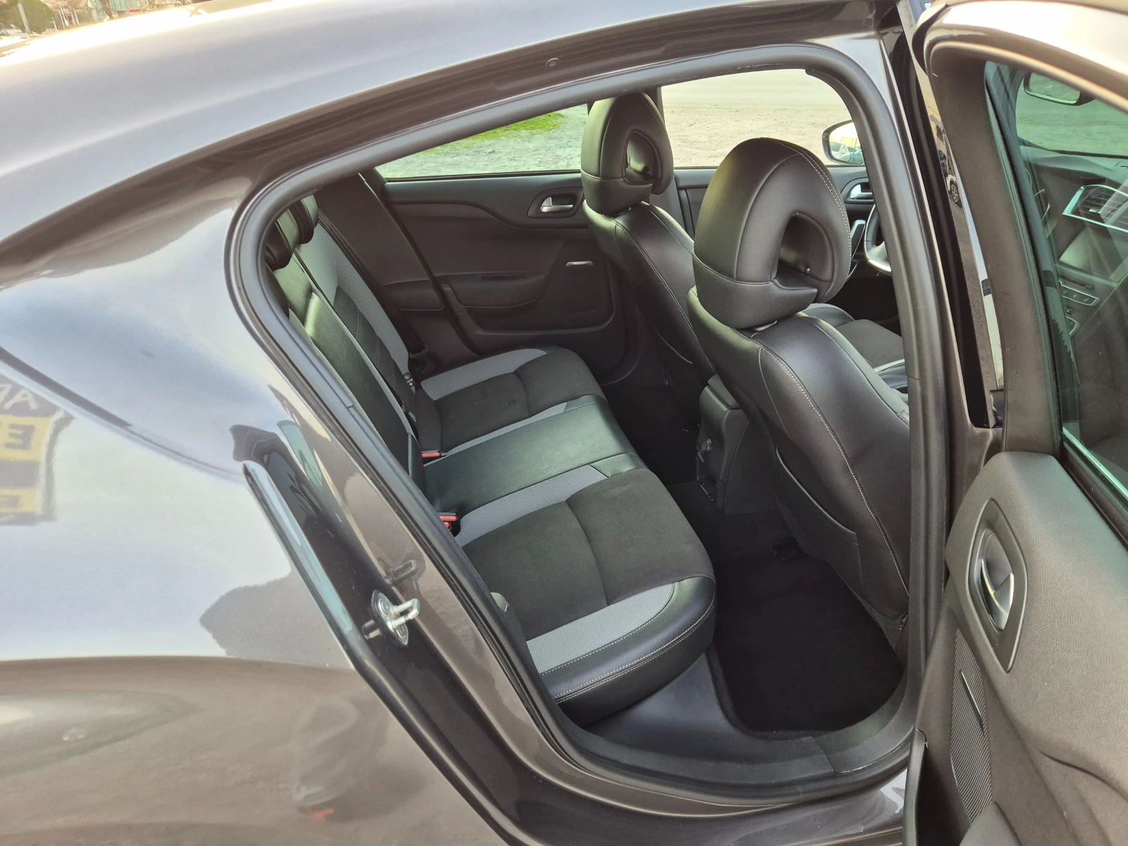 DS DS 4 1.2i, снимка 10 - Автомобили и джипове - 53807608