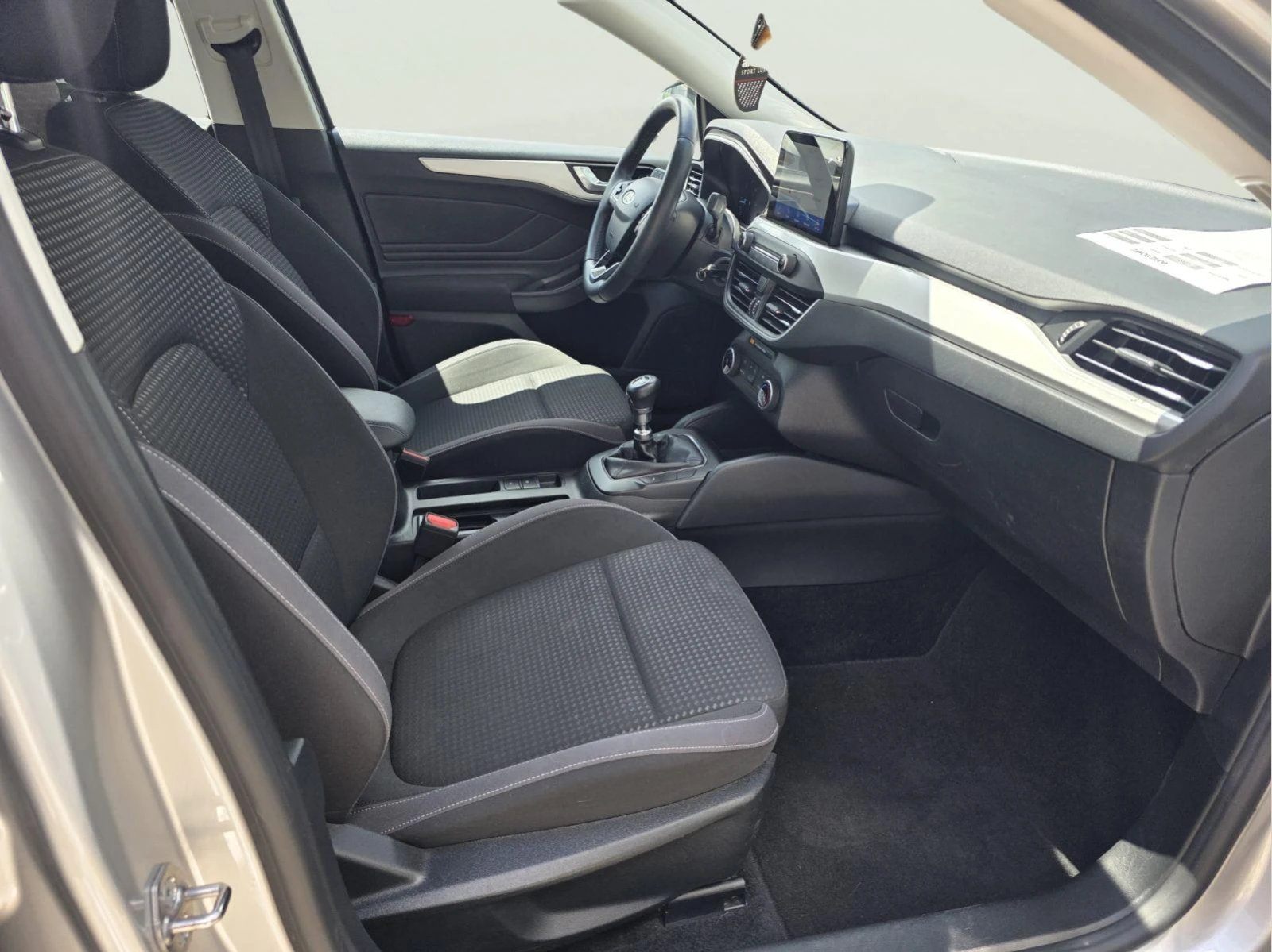Ford Focus 1.5 EcoBlue, снимка 9 - Автомобили и джипове - 54598892