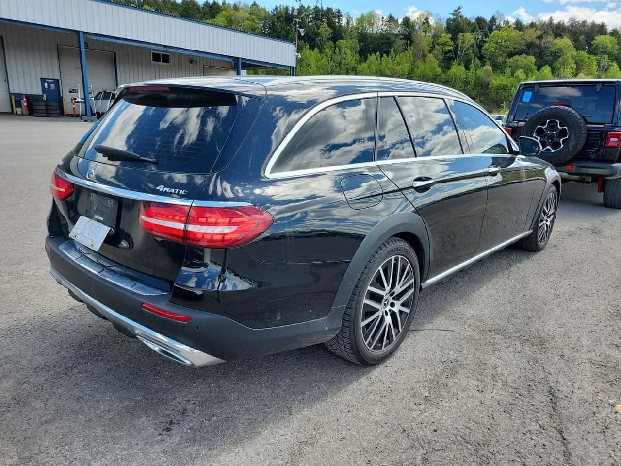 Mercedes-Benz E 450 BURMESTER| PANO| ПАМЕТ| 2 КЛЮЧА, снимка 3 - Автомобили и джипове - 54649840
