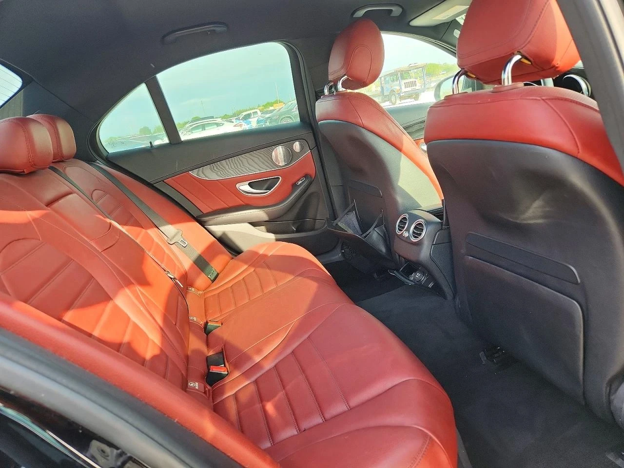 Mercedes-Benz C 400 4MATIC | AMG Line | BURMESTER | AMBIENT | ПОДГРЕВ, снимка 9 - Автомобили и джипове - 54805087