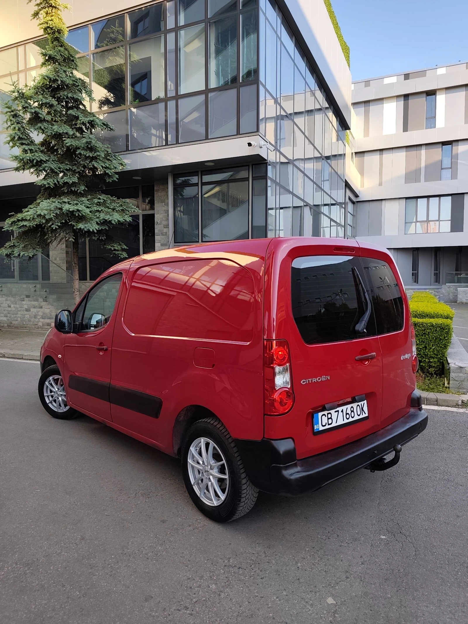 Citroen Berlingo 1.6HDI ТОП , NAVI , УНИКАЛЕН 100хил.км, снимка 6 - Автомобили и джипове - 54842528