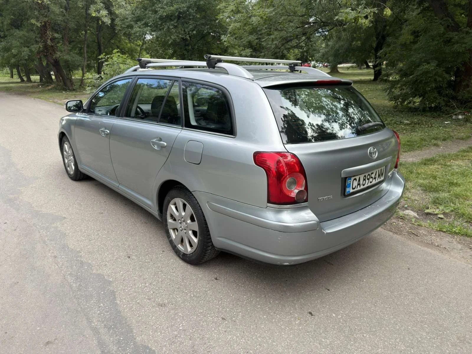 Toyota Avensis, снимка 7 - Автомобили и джипове - 54873395