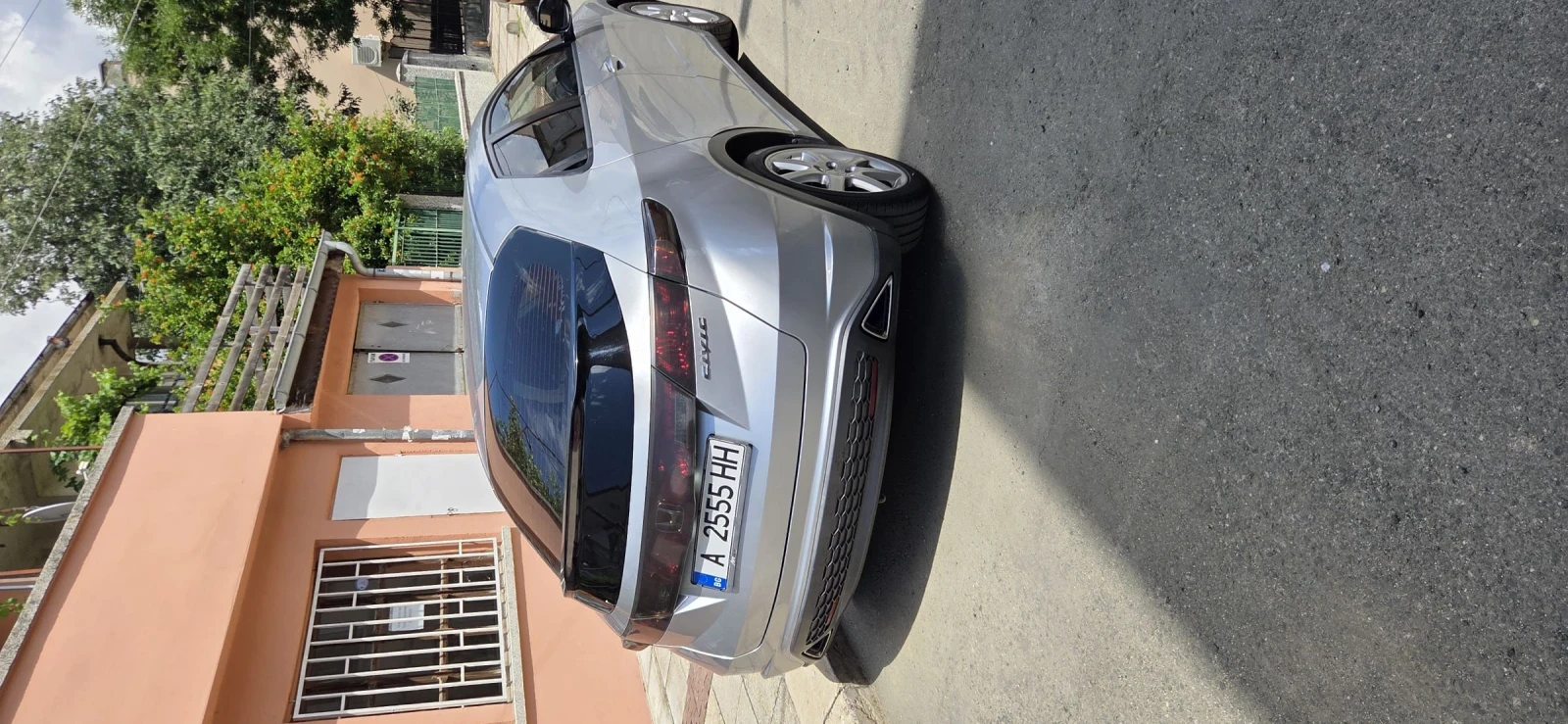 Honda Civic 8, снимка 2 - Автомобили и джипове - 55102978