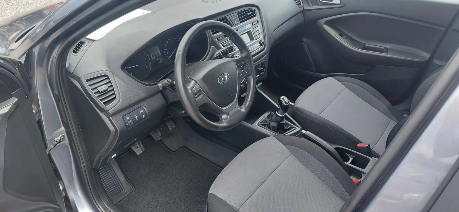 Hyundai I20, снимка 8 - Автомобили и джипове - 55607985