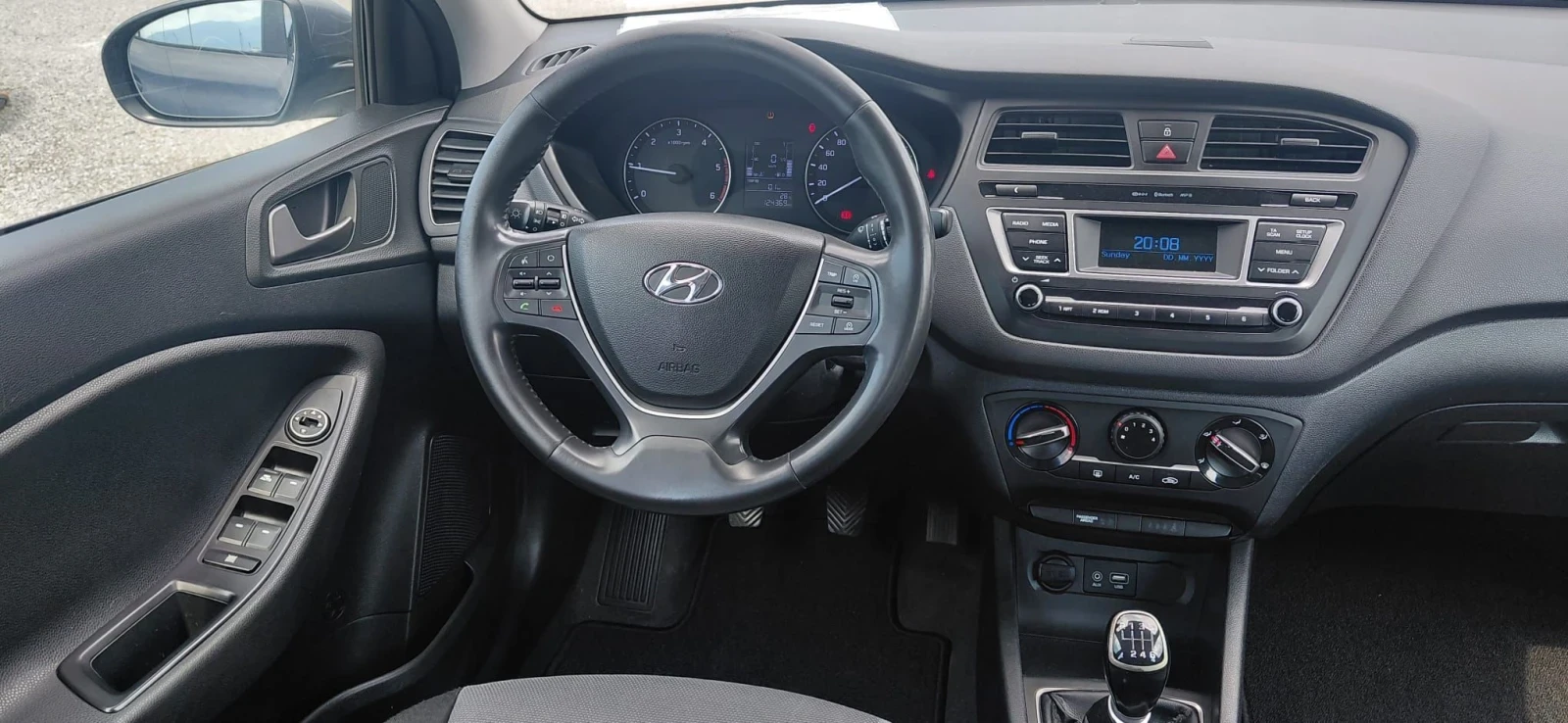 Hyundai I20, снимка 7 - Автомобили и джипове - 55607985