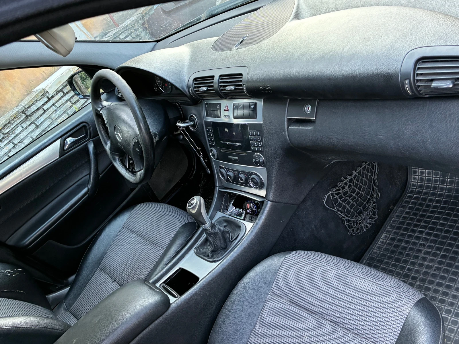 Mercedes-Benz 220, снимка 6 - Автомобили и джипове - 55898118