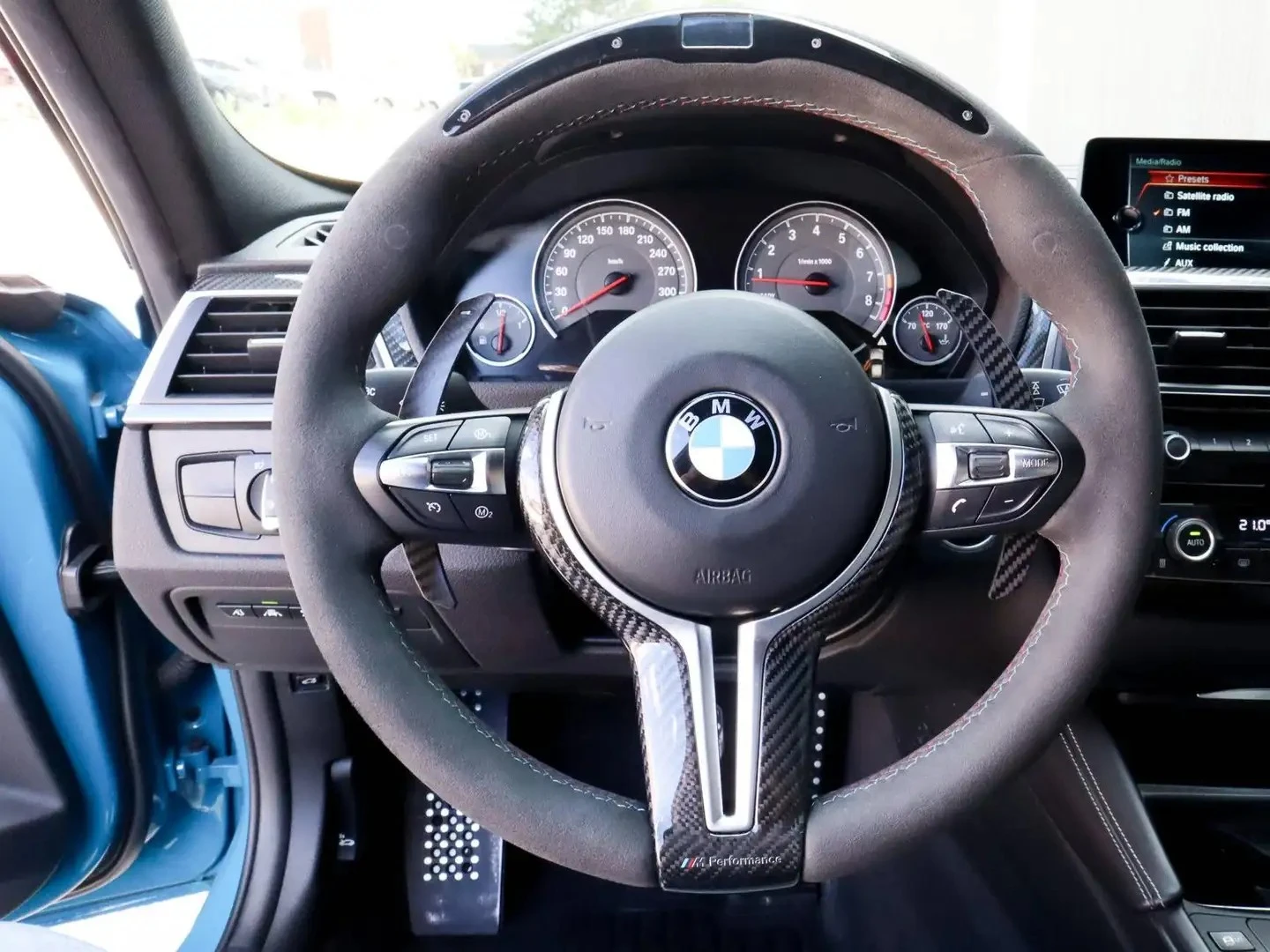 BMW M3 INDIVIDUAL ЦЕНА ДО БЪЛГАРИЯ АВТОКРЕДИТ, снимка 10 - Автомобили и джипове - 55971826