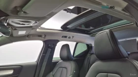 Volvo XC40 * MOMENTUM* ПАНО* KEYLESS* Camera* ПОДГРЕВ* , снимка 17