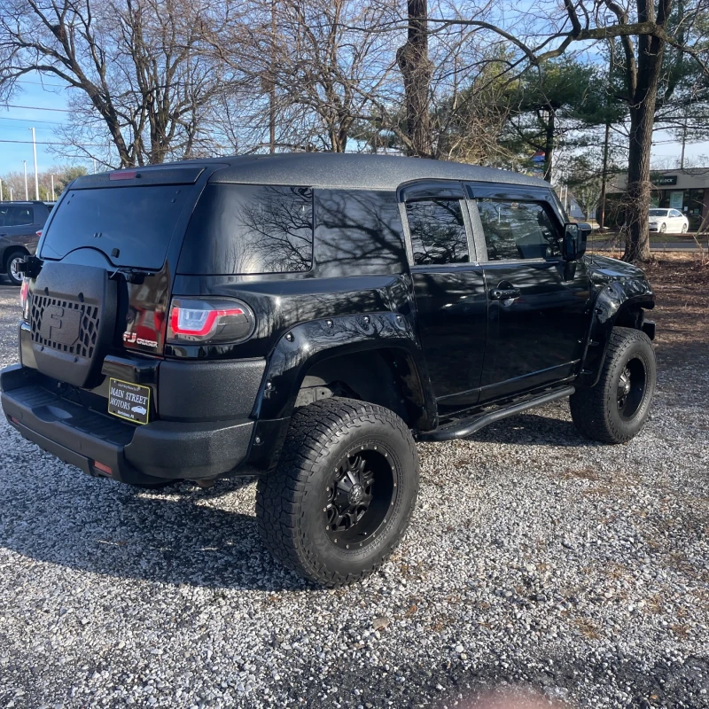 Toyota Fj cruiser, снимка 3 - Автомобили и джипове - 48396841