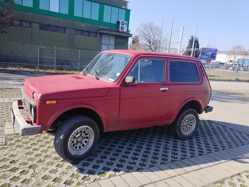 Lada Niva, снимка 1 - Автомобили и джипове - 49024350