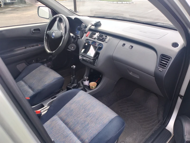 Honda Hr-v 1, 6, снимка 9 - Автомобили и джипове - 51470039