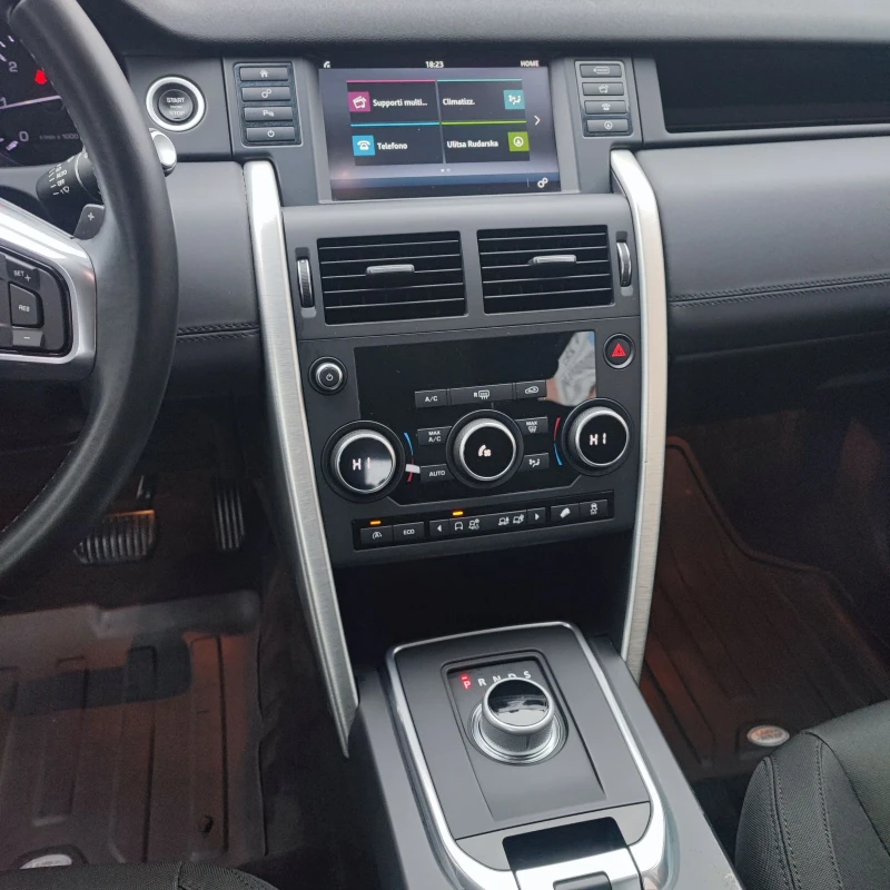 Land Rover Discovery Sport 2.0TDI* 4X4* AVTOMAT 9sk* NAVI* 180HP* ОБСЛУЖЕН* *, снимка 10 - Автомобили и джипове - 52343247