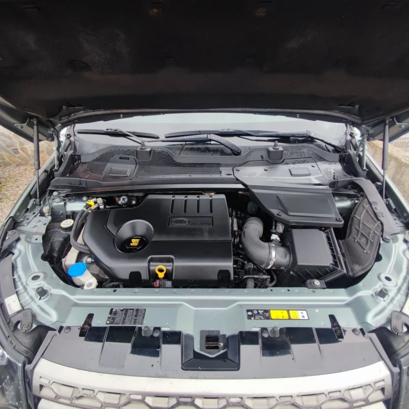Land Rover Discovery Sport 2.0TDI* 4X4* AVTOMAT 9sk* NAVI* 180HP* ОБСЛУЖЕН* *, снимка 15 - Автомобили и джипове - 52343247