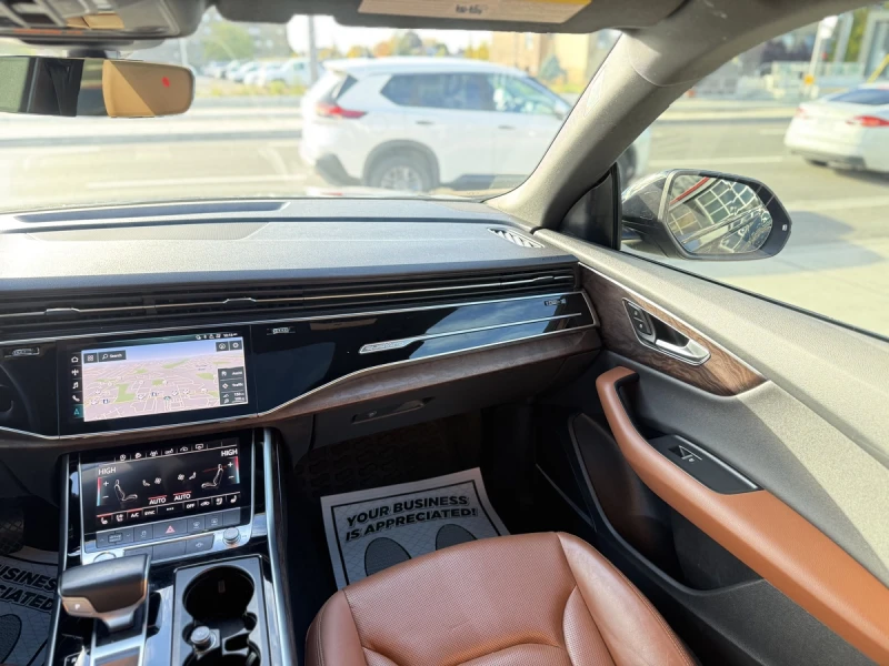 Audi Q8 3.0 TFSI / PROGRESSIV S-LINE / BLACK OPTICS / 360, снимка 11 - Автомобили и джипове - 52657455