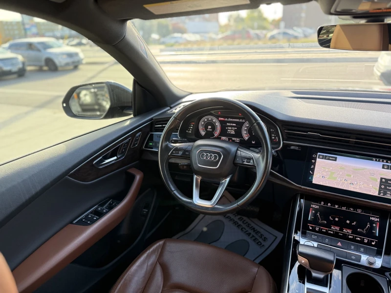 Audi Q8 3.0 TFSI / PROGRESSIV S-LINE / BLACK OPTICS / 360, снимка 9 - Автомобили и джипове - 52657455