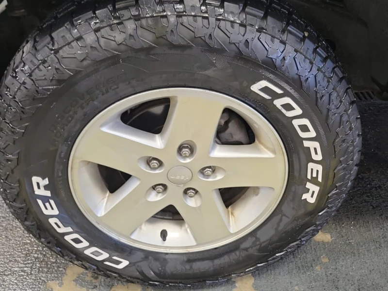 Jeep Wrangler 2017 * SPORT * ОТ ПРЕДСТАВИТЕЛСТВО, снимка 5 - Автомобили и джипове - 53448275