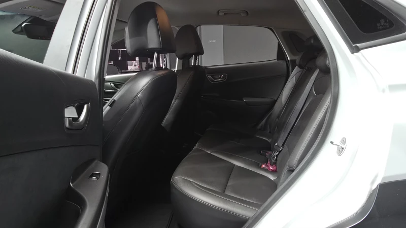 Hyundai Kona ELECTRIC 64KW, снимка 10 - Автомобили и джипове - 53467058