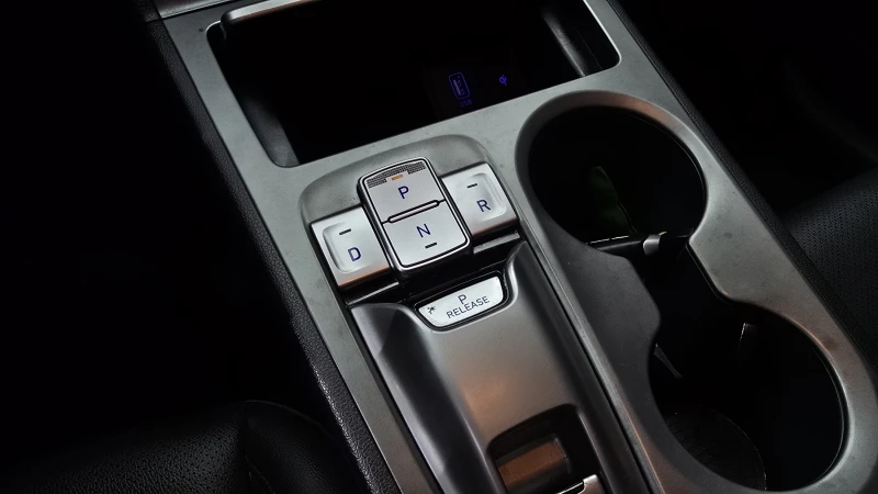 Hyundai Kona ELECTRIC 64KW, снимка 13 - Автомобили и джипове - 53467058