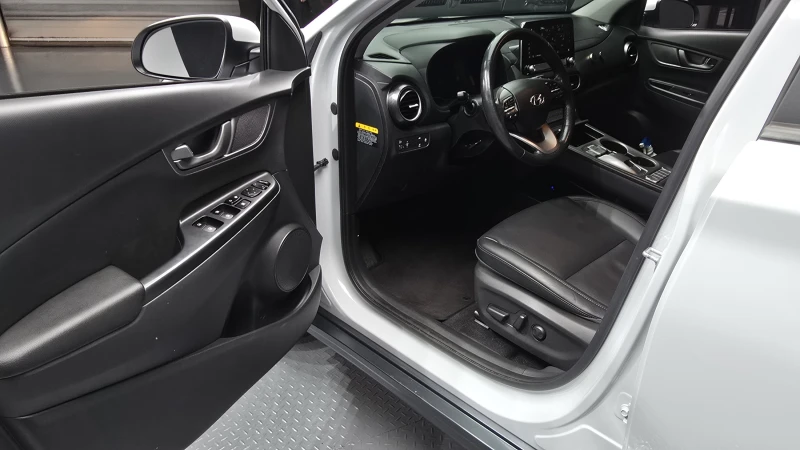 Hyundai Kona ELECTRIC 64KW, снимка 6 - Автомобили и джипове - 53467058
