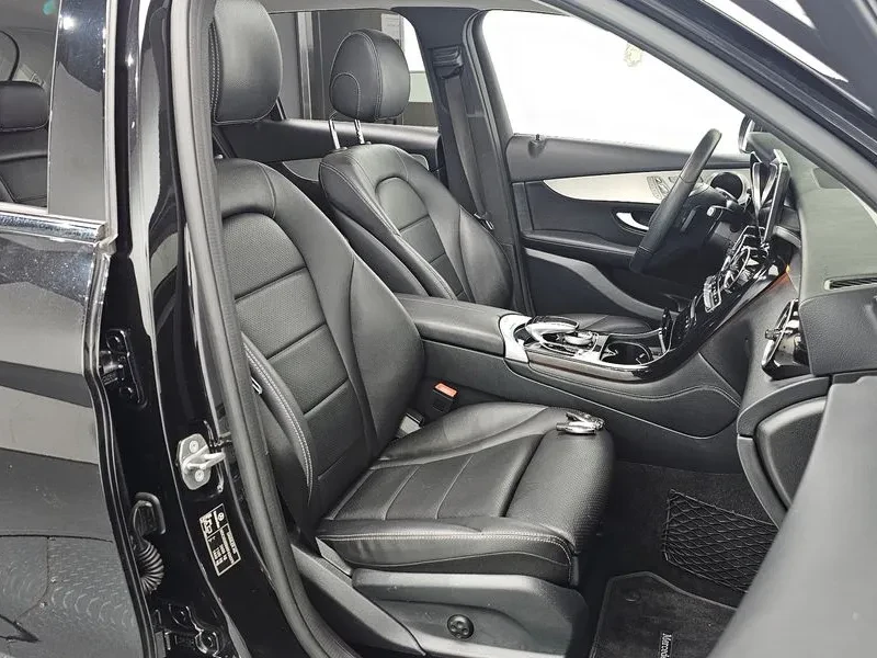 Mercedes-Benz GLC, снимка 11 - Автомобили и джипове - 54822597