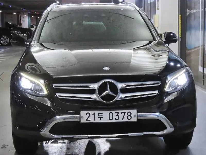Mercedes-Benz GLC 220 D 4Matic, снимка 2 - Автомобили и джипове - 55785816