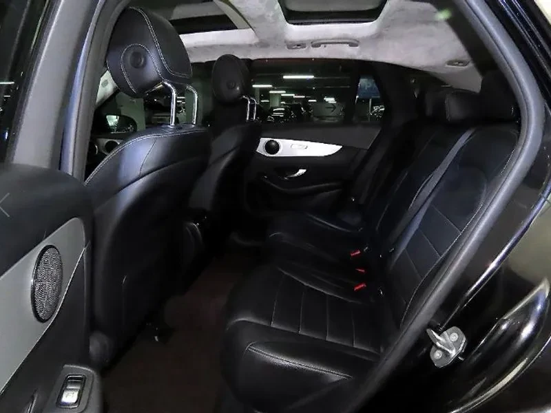 Mercedes-Benz GLC 220 D 4Matic, снимка 7 - Автомобили и джипове - 55785816