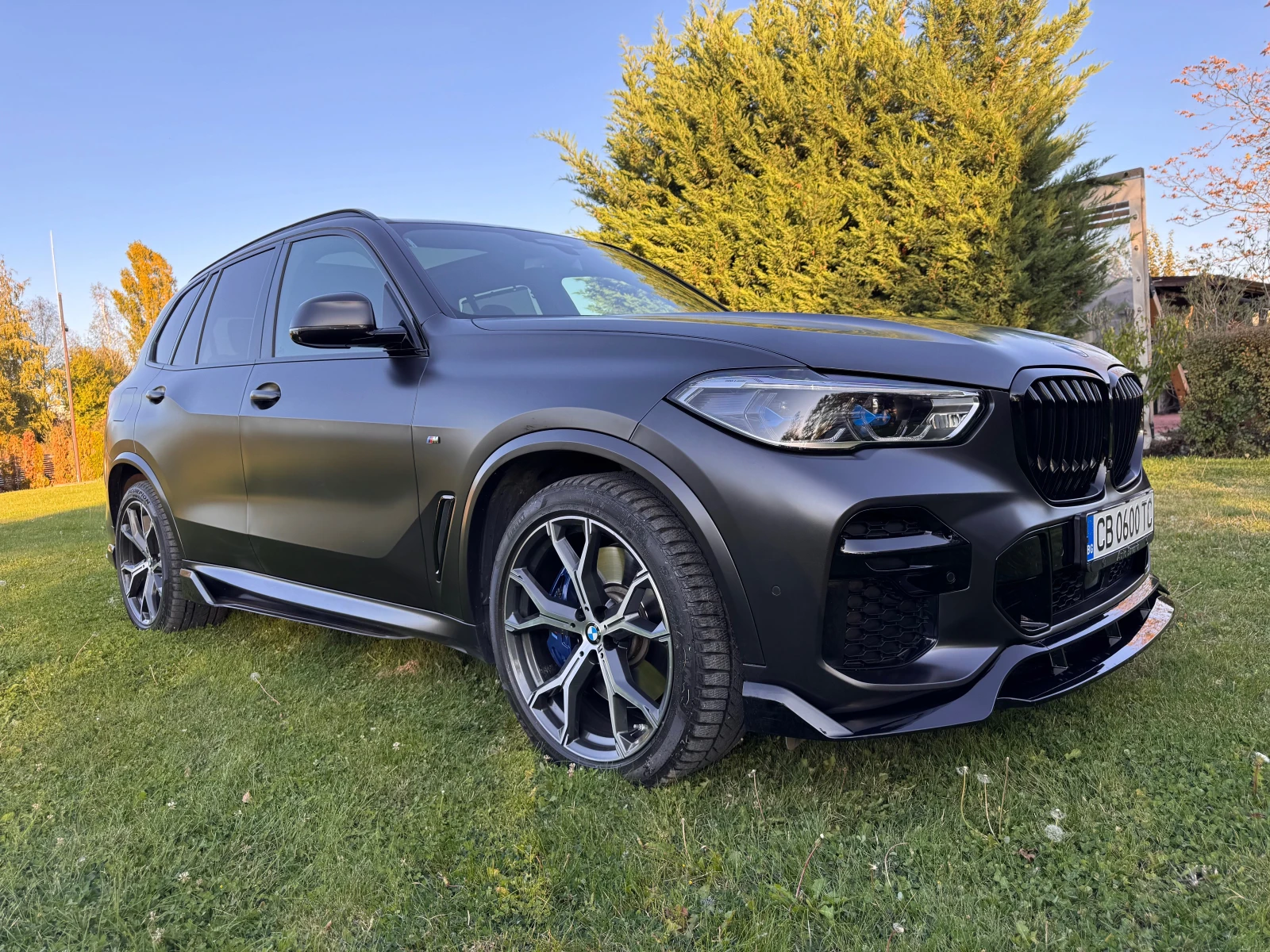 BMW X5 4D - изображение 4