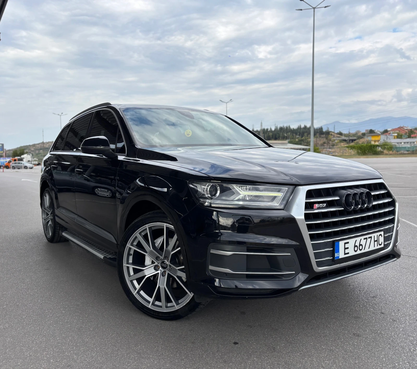 Audi Q7 3.0TDI SQ7 - изображение 2
